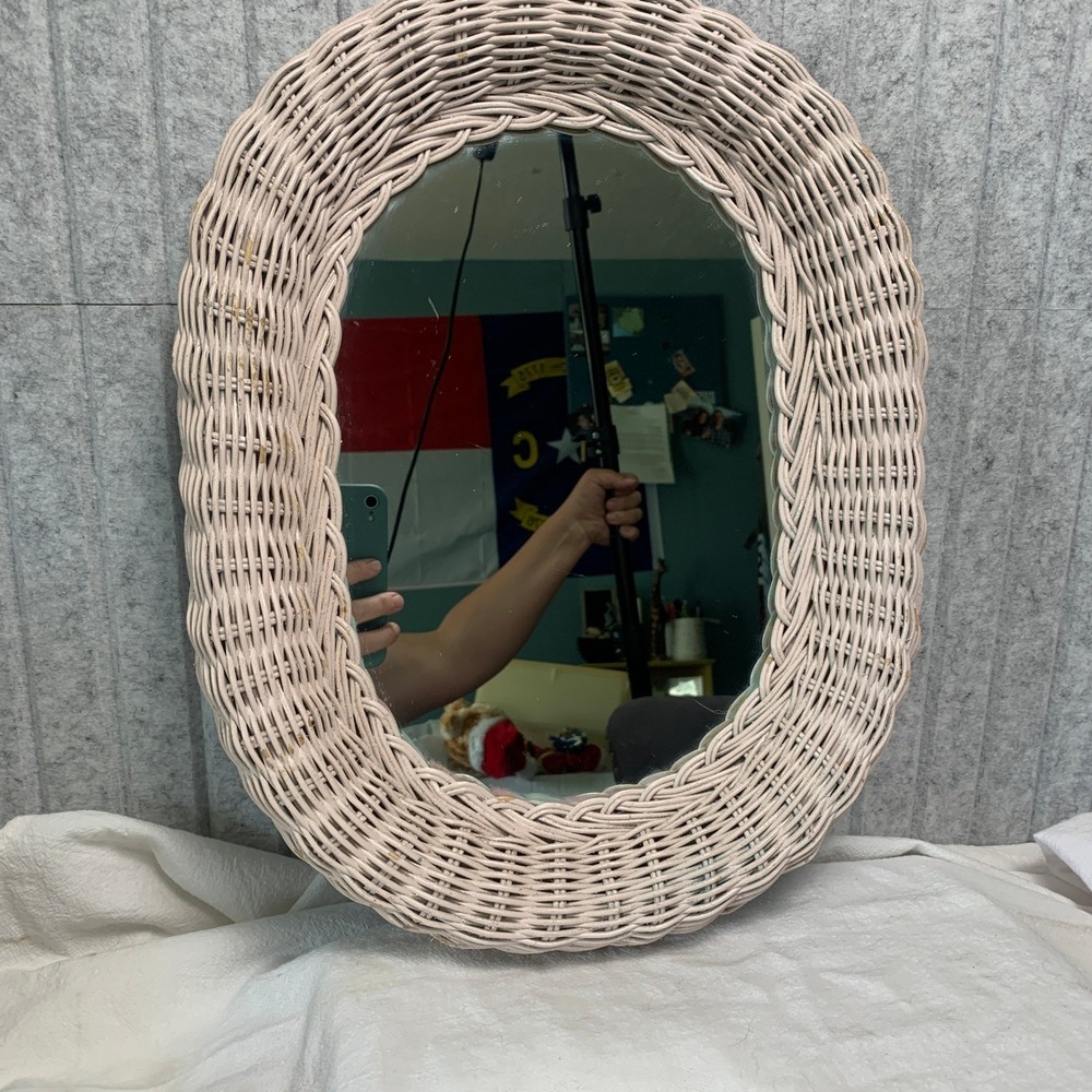 Vintage Oval Wicker Wall Mirror Pale Pink Woven Rattan Cottagecore Boho 16x12 - Picture 4 of 13